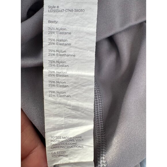 Fabletics Small Silver Grey Leggings/Capris  Stretchy Performance Wear - Picture 5 of 11